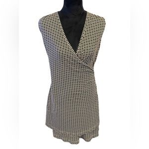 Effie's Heart V-Neck Plaid Patterened Faux Wrap Dress Size M